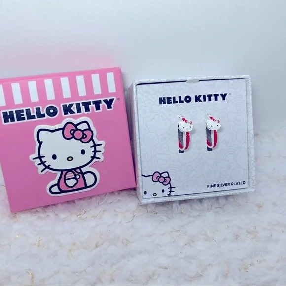 Hello Kitty Silver Plated earrings - Picture 5 of 10